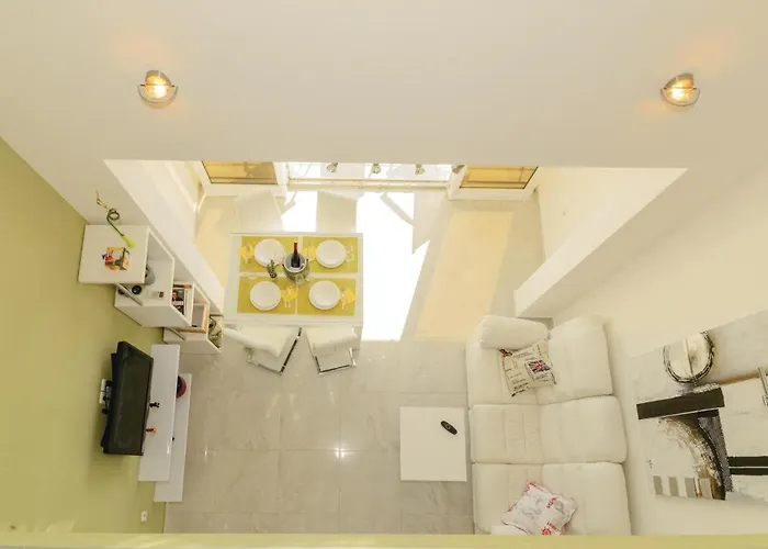 아파트 Cozy In With Wifi